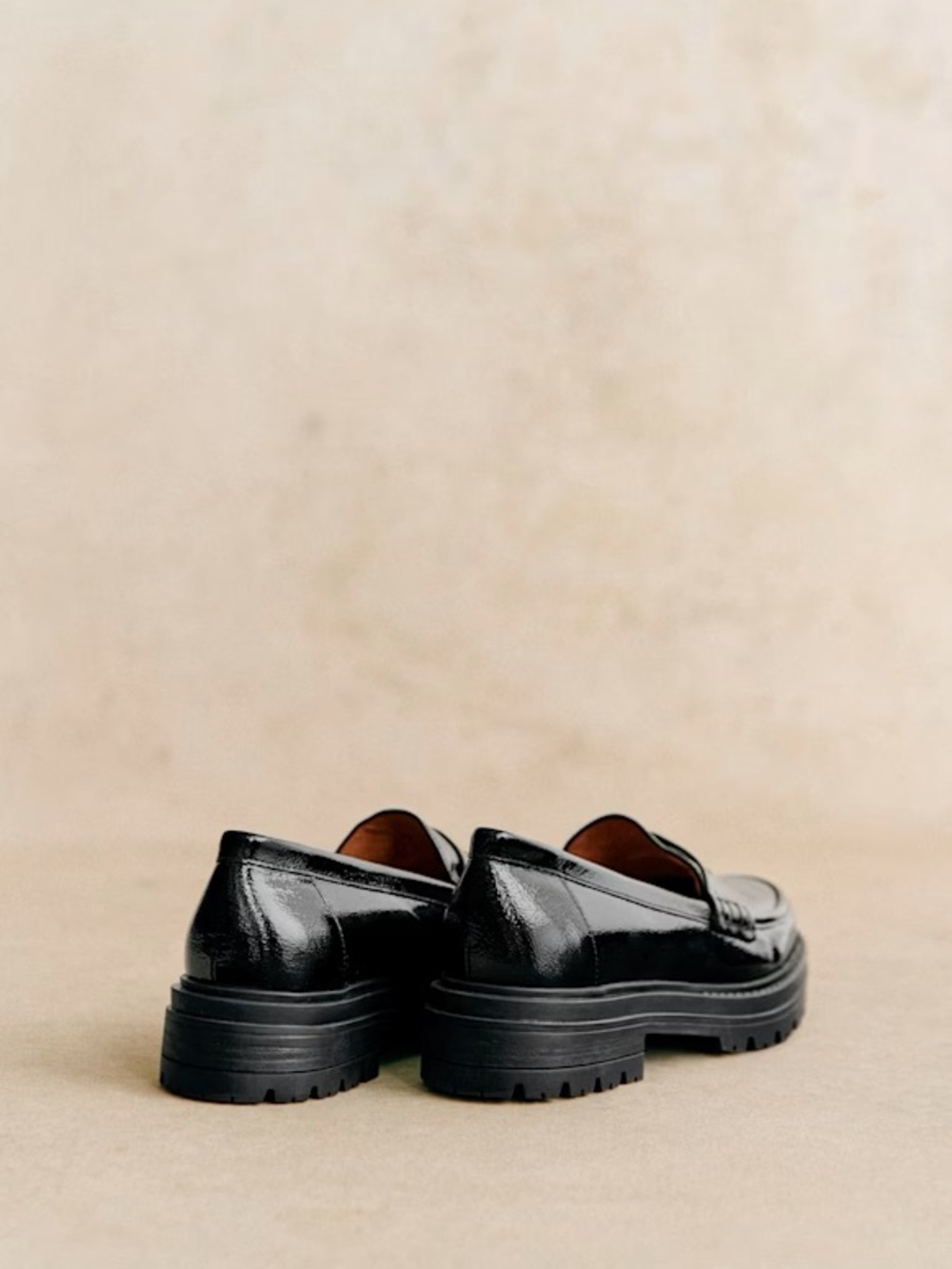 EUC Sézane Albane Loafers in Patent Black Size 9/40 - Picture 4 of 15